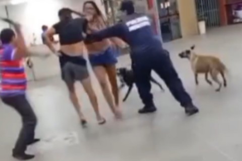 Corregedoria vai investigar policiais que apartaram briga com golpes de cassetete na rodoviária de Juazeiro do Norte
