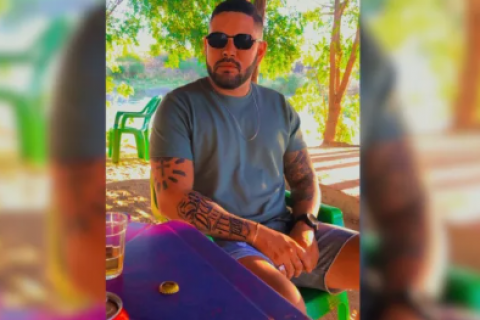 Homem morto a tiros em Farias Brito no banheiro de um bar para onde correu